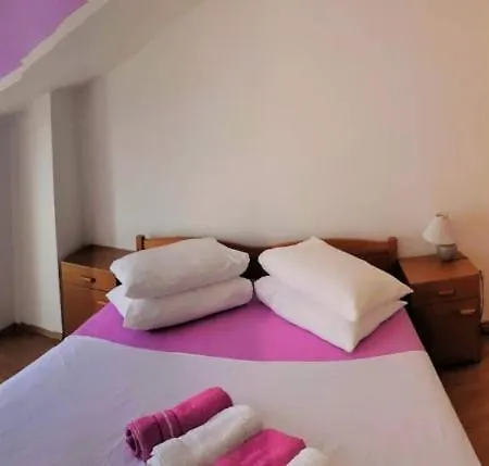 In With Sea View, Balcony, Air Conditioning, Wi-fi