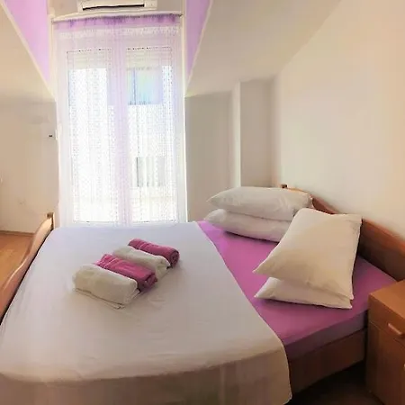 In With Sea View, Balcony, Air Conditioning, Wi-fi * Trogir