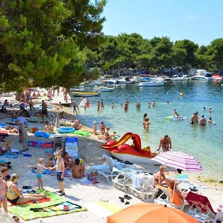 Apartment In With Sea View, Balcony, Air Conditioning, Wi-fi Trogir